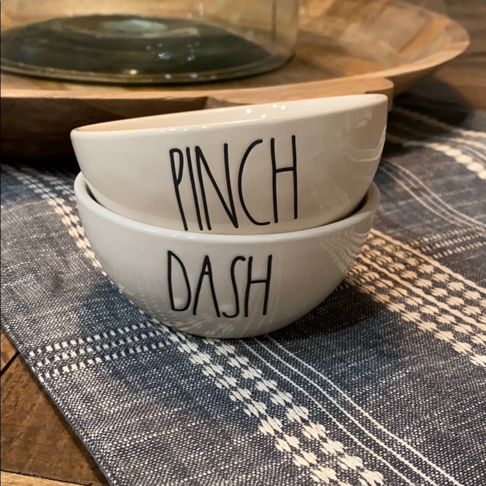 Rae Dunn Dash Pinch Bowls